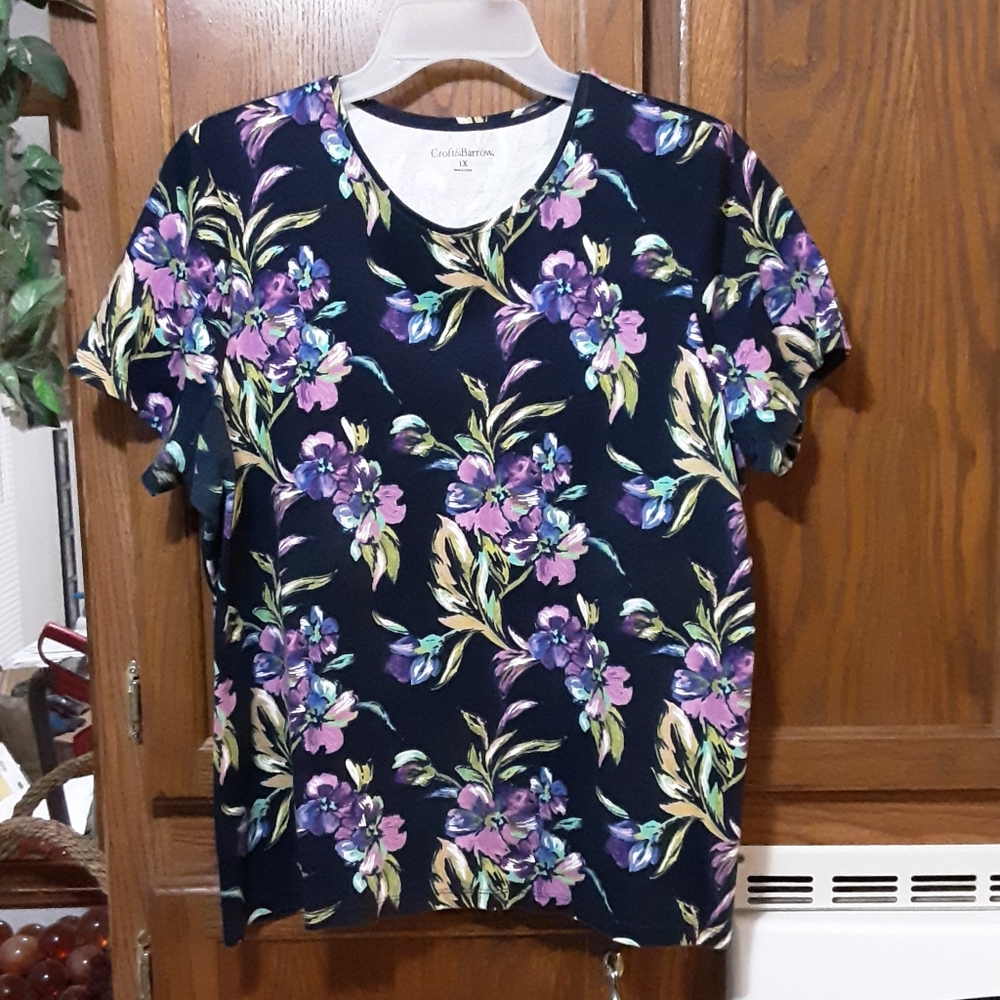 1X Croft & Barrow floral shirt